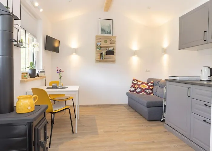 Διαμέρισμα Tinyhouse Am Km8komma2 *